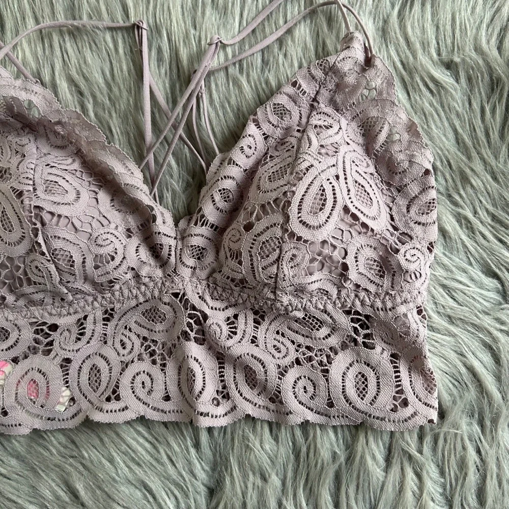 PINK‎ Victoria's Secret Wireless Bralette Womens Size Large Purple Lace Bra